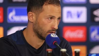  美因茨传控打法赏心悦目，细腻配合撕破对手防线