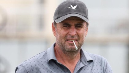  法甲黑马昂热五轮不败，冲击欧战席位势头强劲  