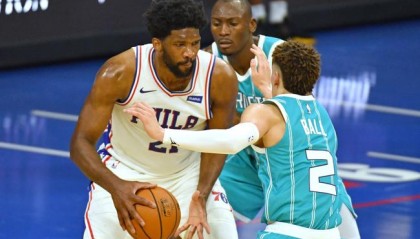  布伦森生涯新高四十一分，尼克斯爆冷击败雄鹿