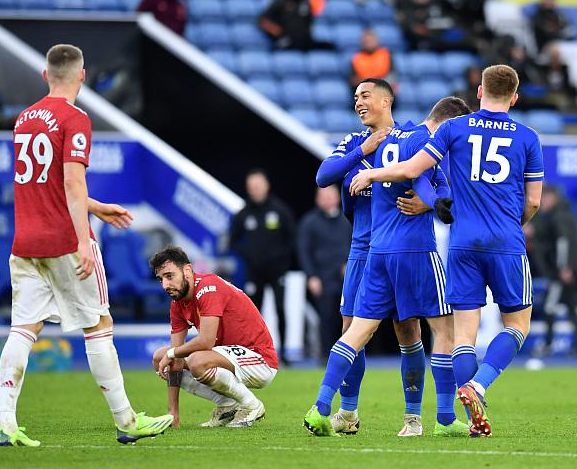  阿尔米隆制胜球纽卡客场击败埃弗顿