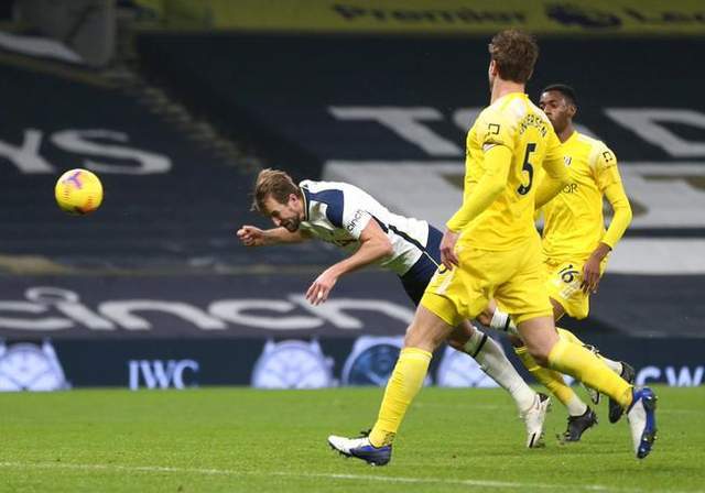  亚特兰大定位球战术奏效头球接力破门擒卡利亚里